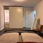 דירה Moderne In Bei Koeln/bonn ריינבאך