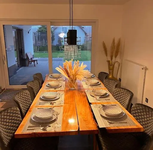 Moderne In Bei Koeln/bonn