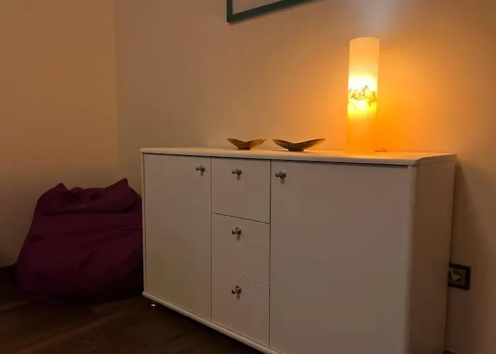 Moderne In Bei Koeln/bonn *